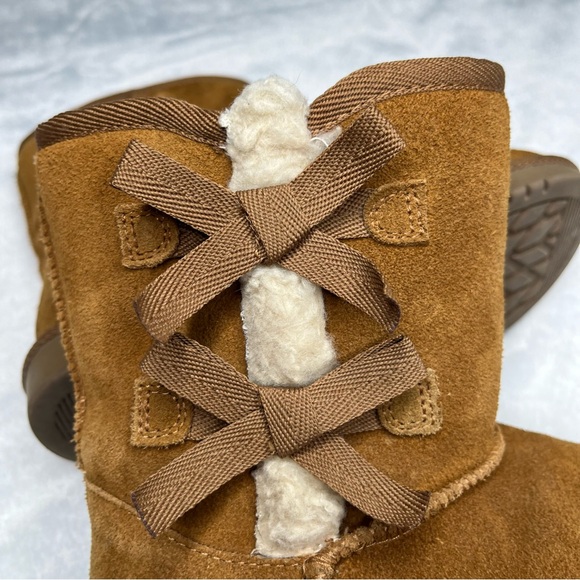 Koolaburra by Uggs Boots Size 5 Big Girls - Picture 9 of 14